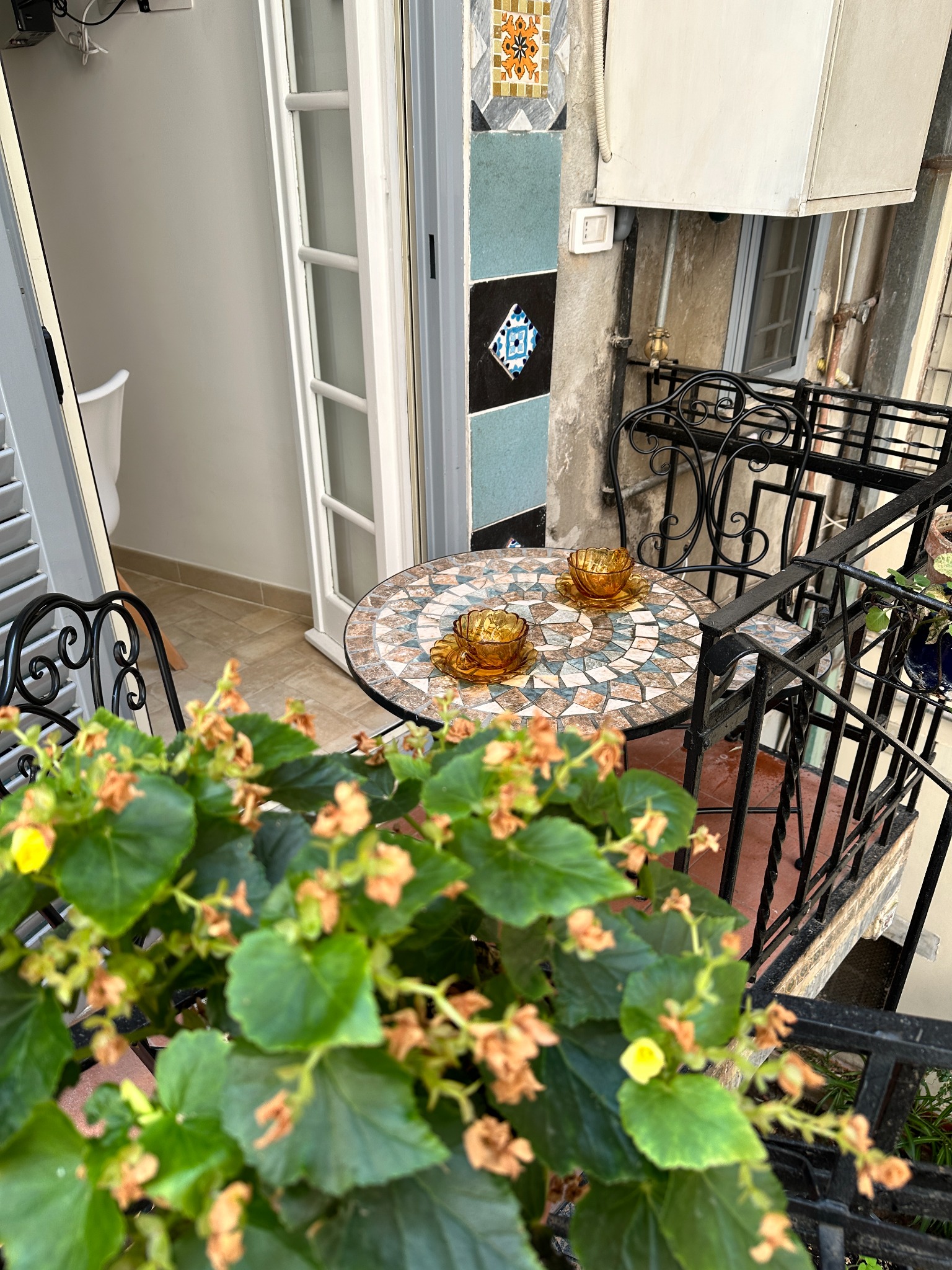 Private balcony in the inner courtyard